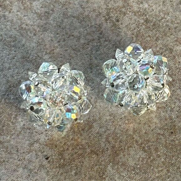 Vintage AB Rhinestones Clip-On Earrings Clear Aurora Borealis Silver-tone Round - Picture 7 of 8